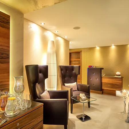 Alpines Lifestyle Tannenhof 4*