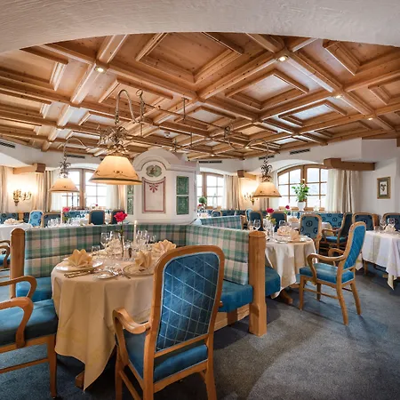 Отель Alpines Lifestyle Tannenhof 4*