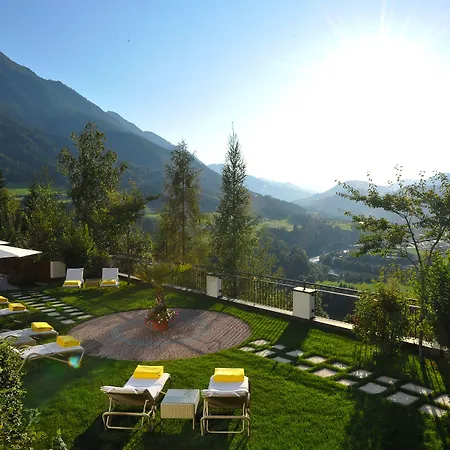 Отель Alpines Lifestyle Tannenhof