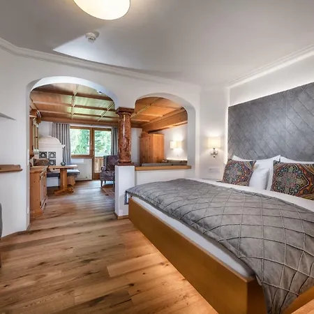 ホテル Alpines Lifestyle Tannenhof 4*